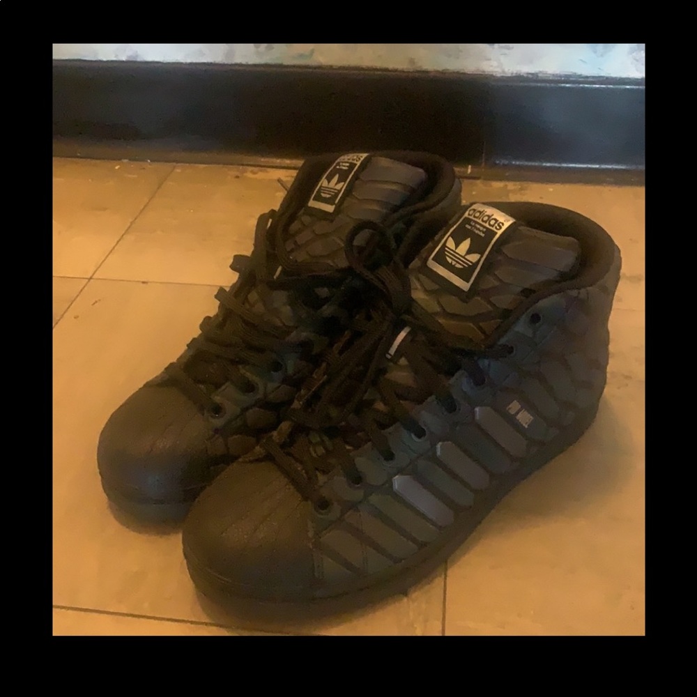 Adidas originals very lightly worn